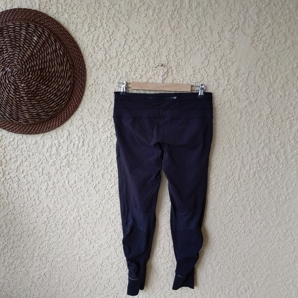 Athleta relay crop‎ Capri - Picture 2 of 4